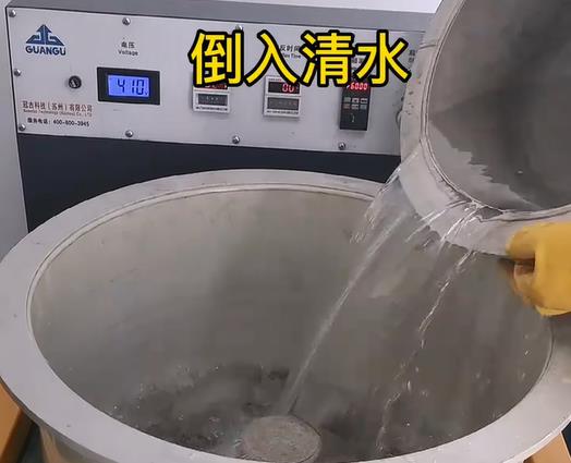 清水淹沒不銹鋼機(jī)械配件